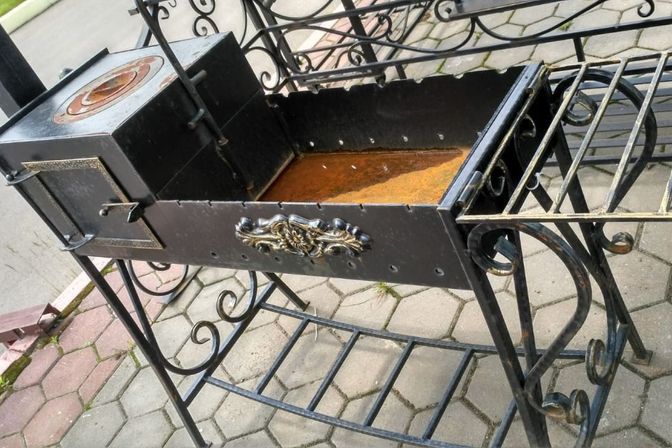 Галерея