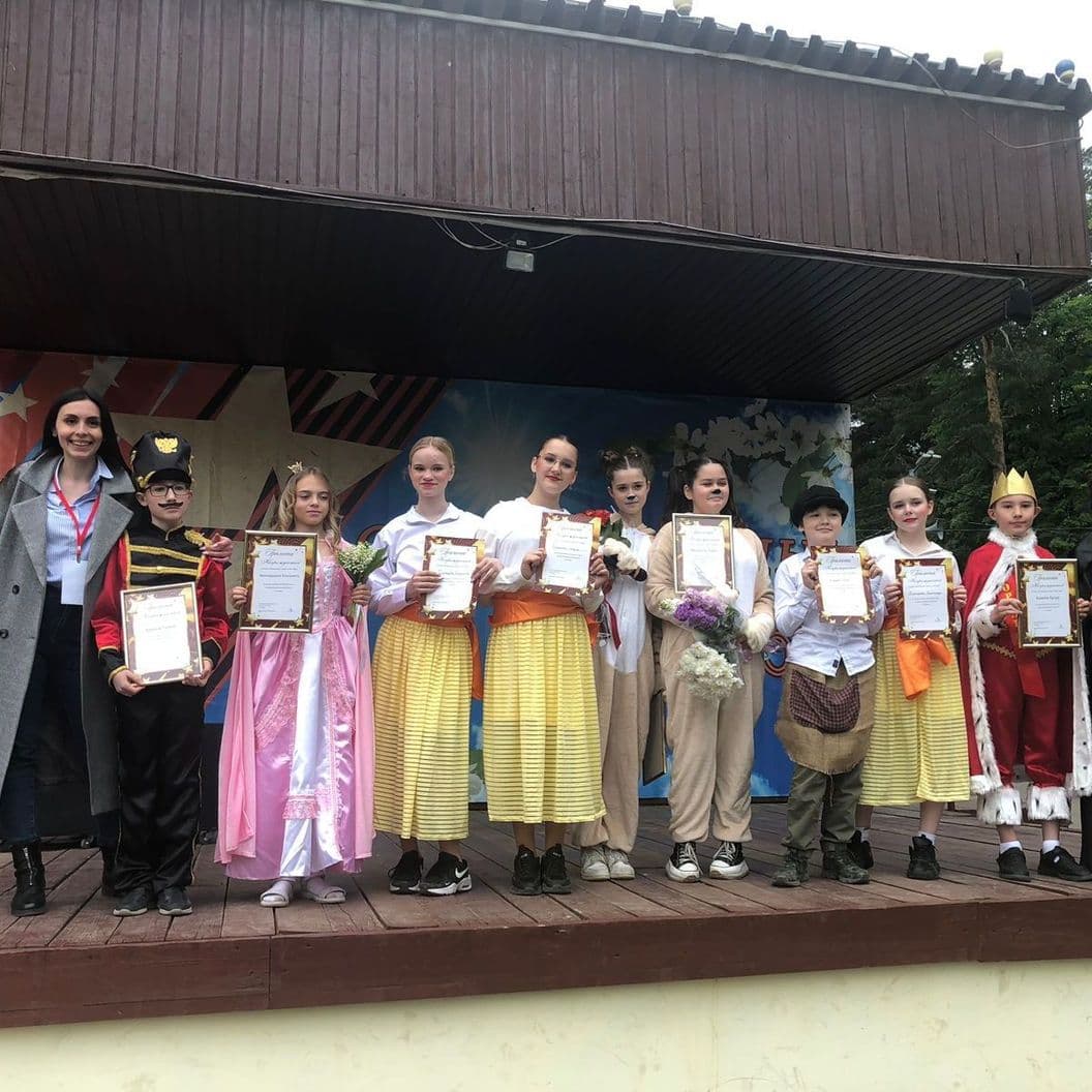 Купить МАССОВЫЕ ГОРОДСКИЕ МЕРОПРИЯТИЯ