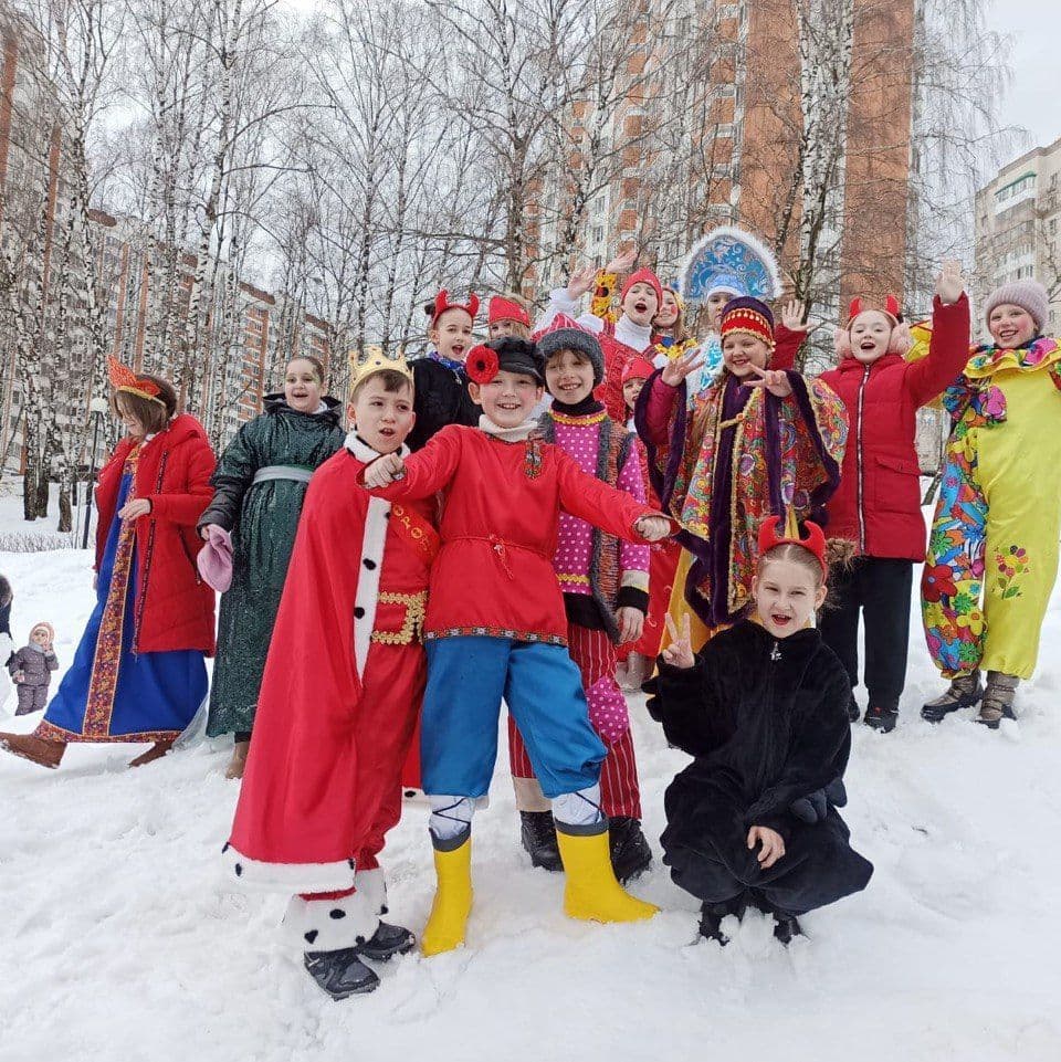Купить МАССОВЫЕ ГОРОДСКИЕ МЕРОПРИЯТИЯ