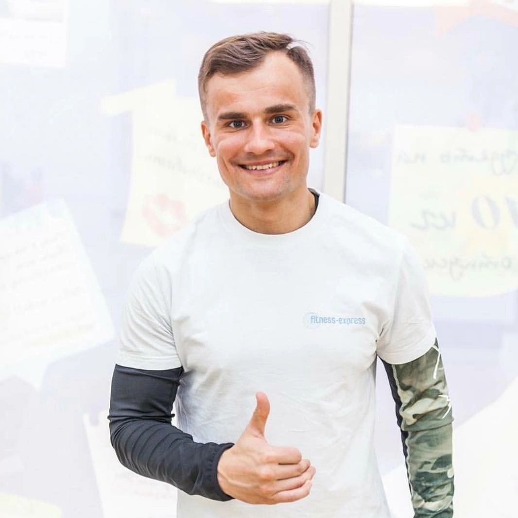 Купить Захаров Валентин