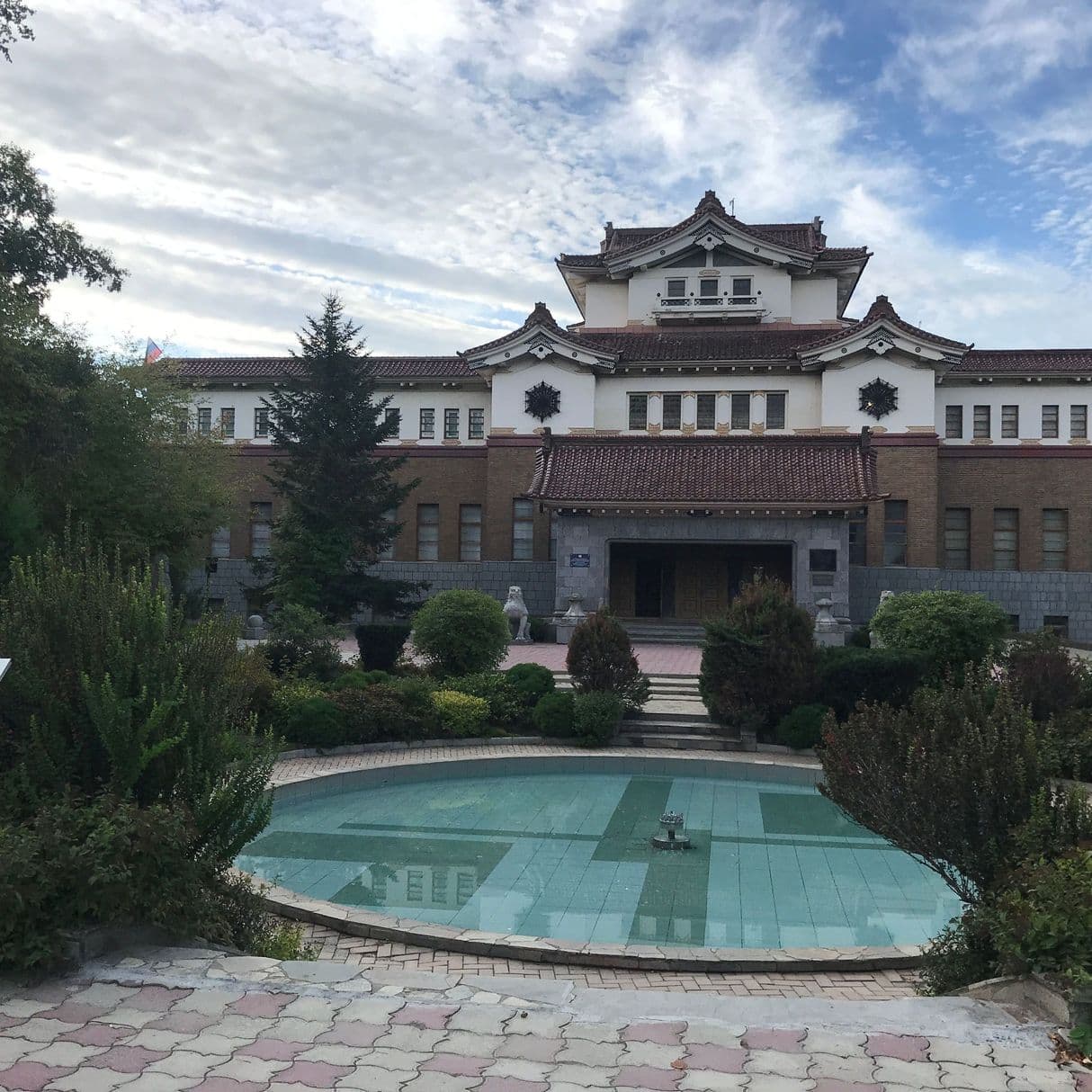 Белые скалы
