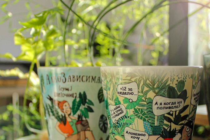 Цветочные кружки и бокалы
