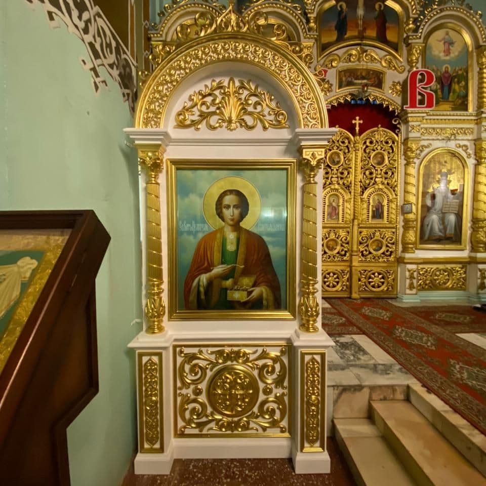 золочение киота