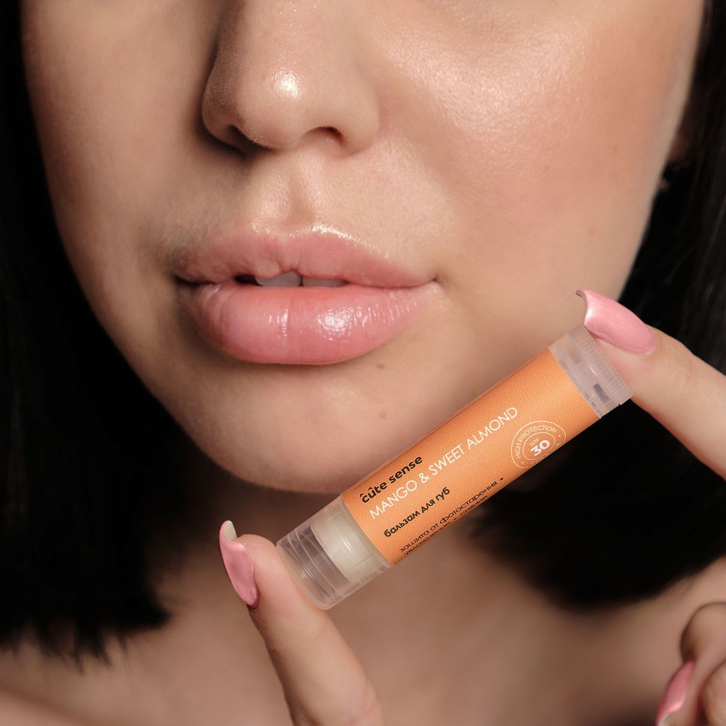 Купить натуральный Бальзам для губ «MANGO & SWEET ALMOND» с спф-фильтром SPF 30 