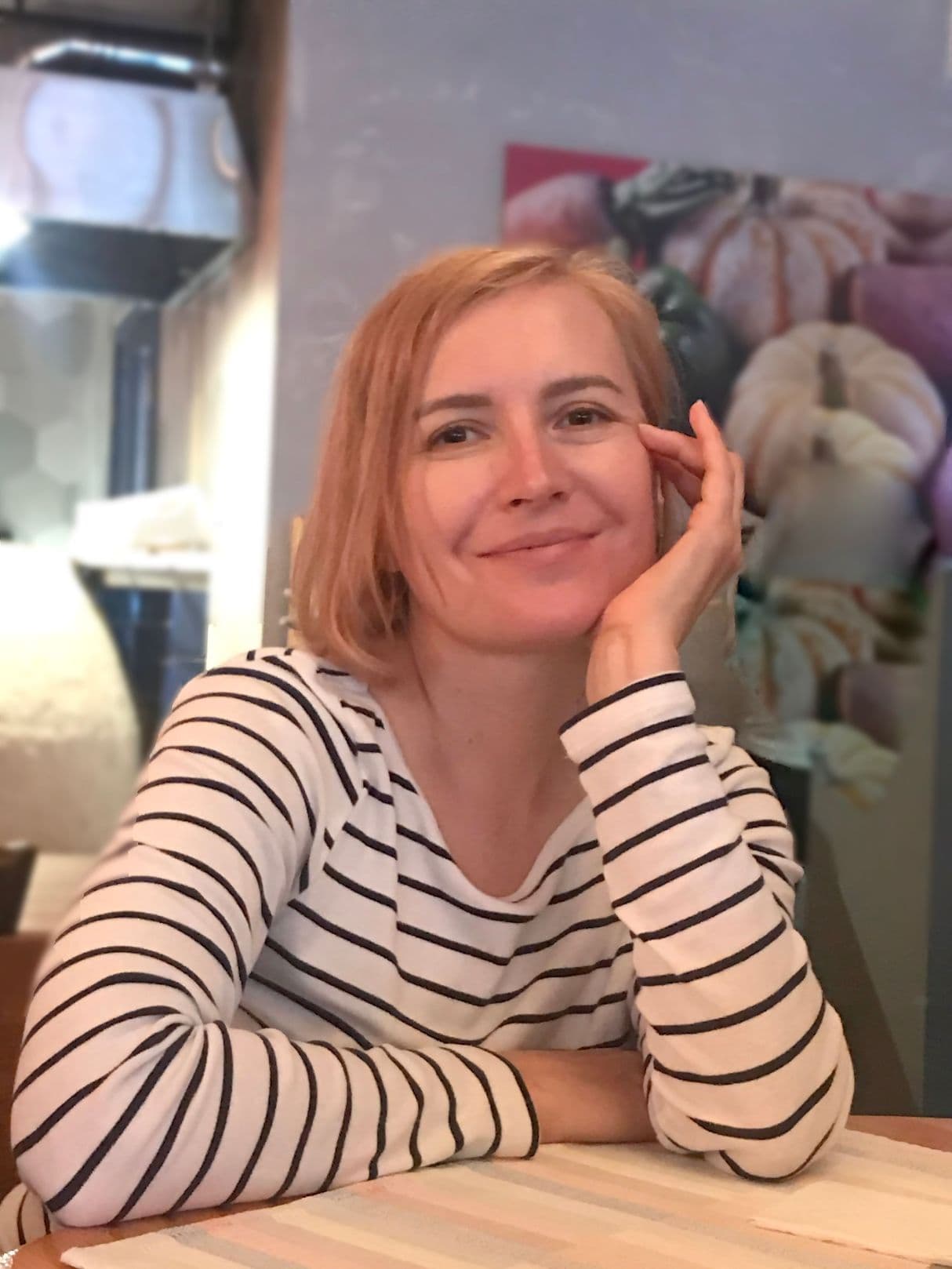 дизайн-бюро meandr.pro  Дизайн интерьера любой сложности. Авторский надзор. Комплектация. Ремонт. 15 лет работы, более 170 проектов – это жилые и офис