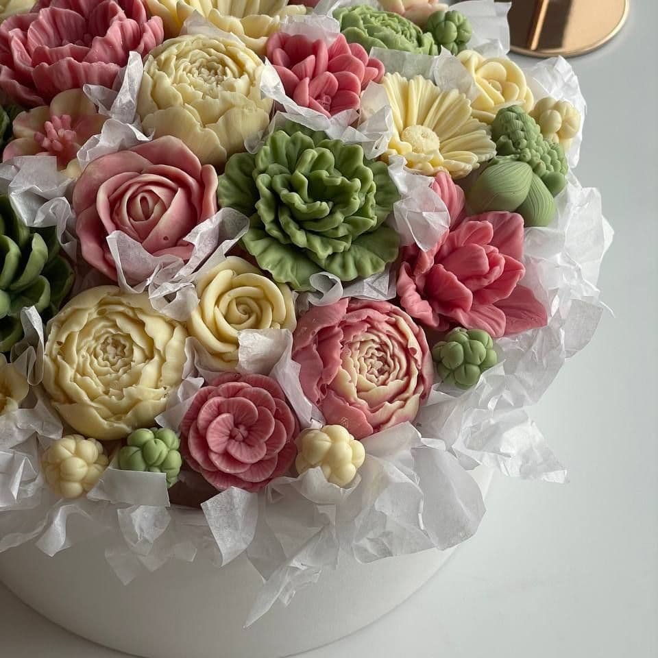 Купить Курс "ХОЧУ ДЕЛАТЬ САМОЕ КРАСИВОЕ" (Сложные техники работы с шоколадом)