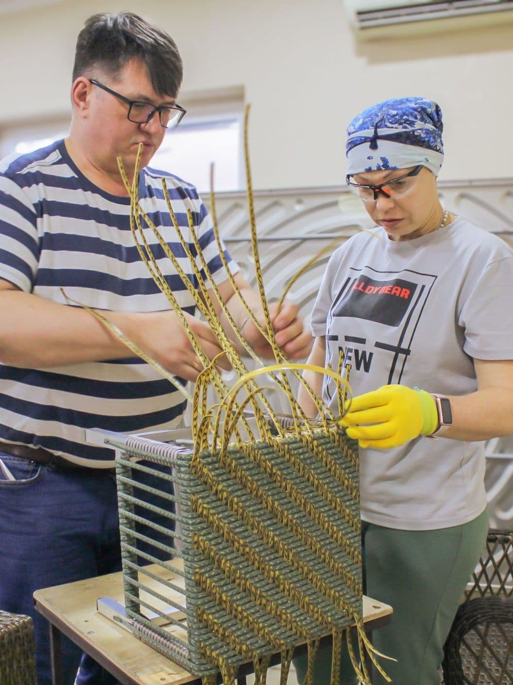 Чем полезно плетение из ротанга? 