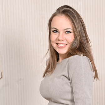 Оксана Мишарина