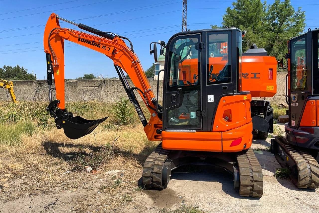 Мини-экскаватор LONKING CDM6035