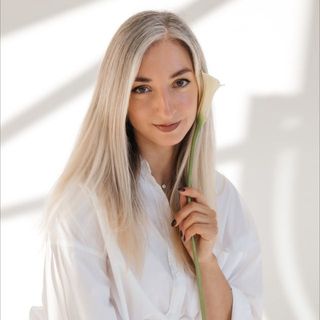 Александра Елина